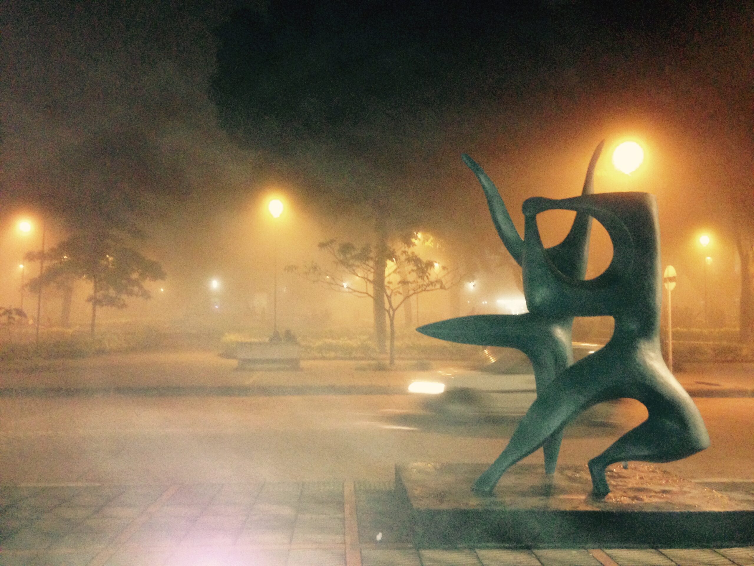 Foggy night. Ibagué, Tolima. 